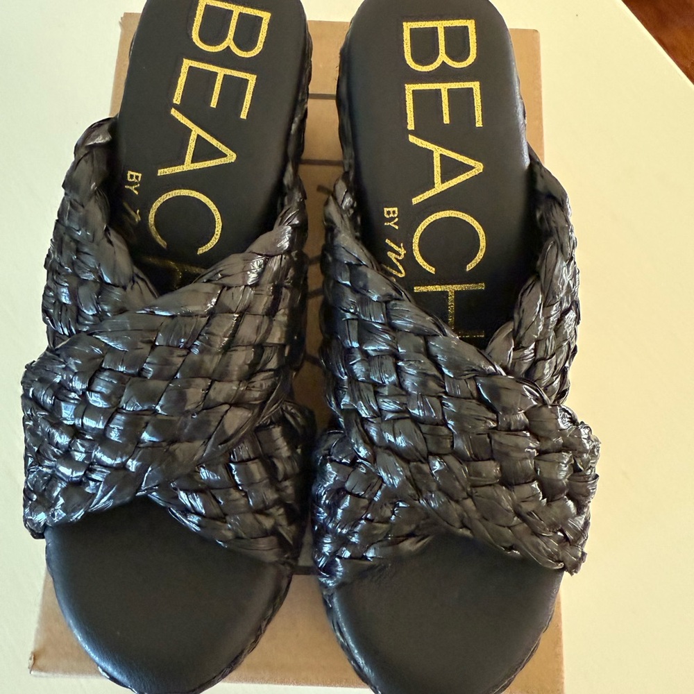 Women's Black Woven Sandals